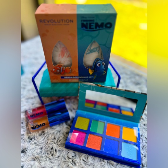 Revolution Finding Nemo Bundle! - Picture 6 of 6